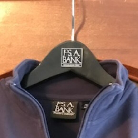 JOS. A. Bank Traveler's Collection Men's 1/4 Zip Sweater Size Medium - Picture 3 of 7